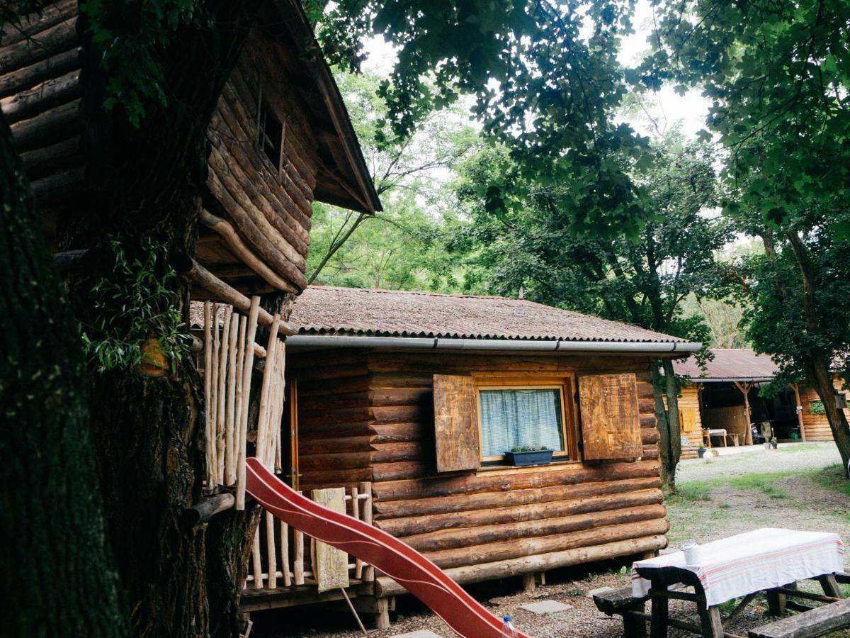 Vackorkert Apartment Sirok Exterior photo